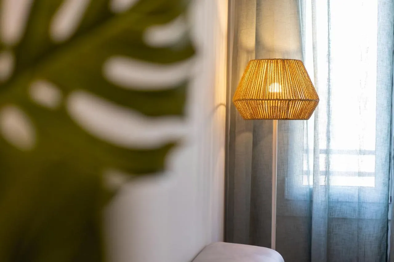 Bravissimo Gerio, 2-Bedroom Apartment Girona 0*,